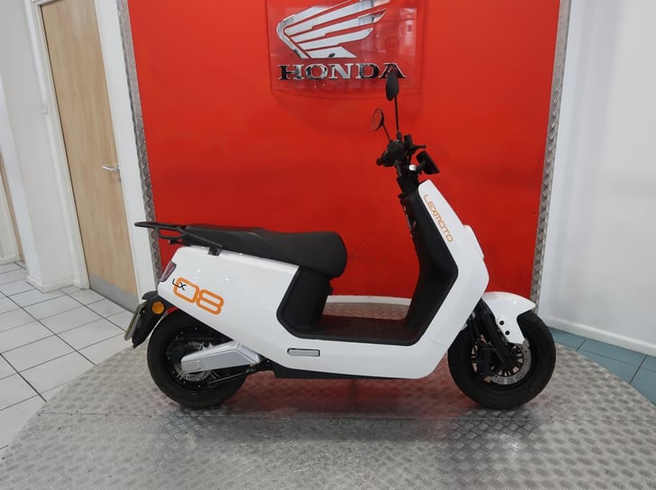 Lexmoto LX08