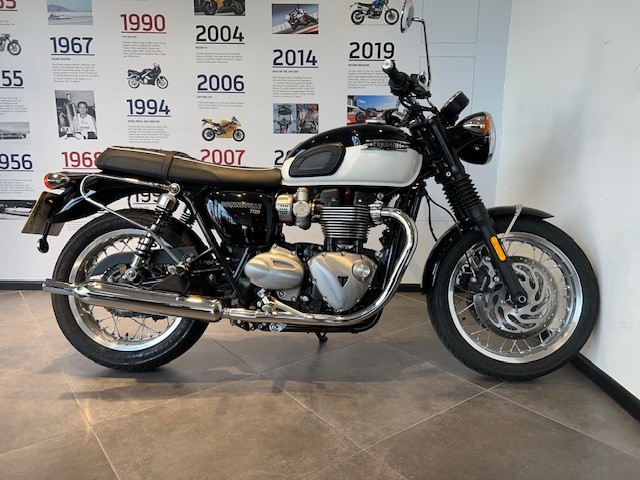 Triumph BONNEVILLE T120