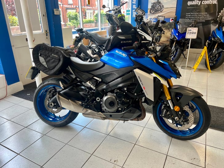 Suzuki GSX-S1000