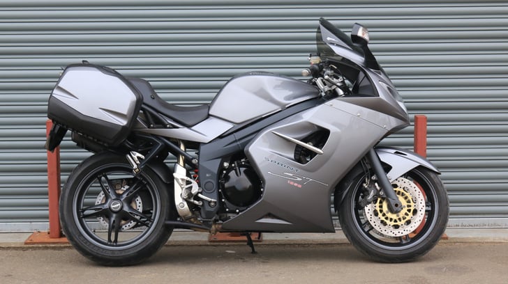 Triumph SPRINT ST 1050