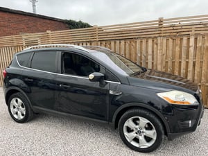 Used Ford KUGA KUGA 2.0 TDCI TITANIUM 2WD EURO 4 5DR for sale in Chesterfield | Image 3