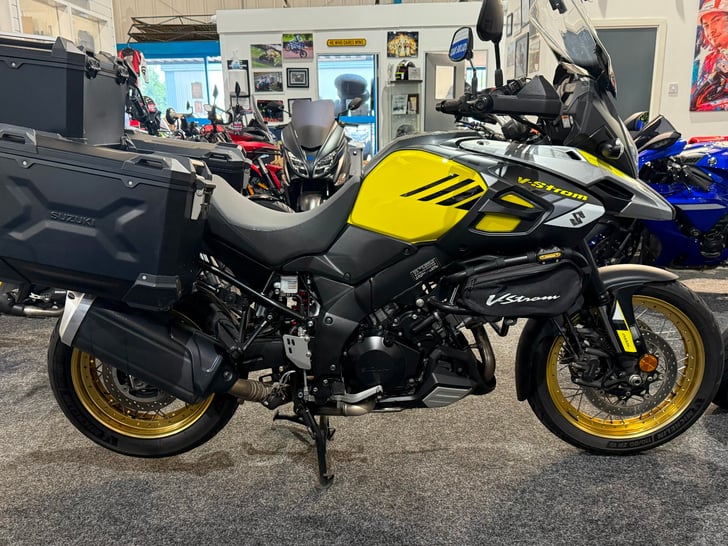 Suzuki V-STROM 1000