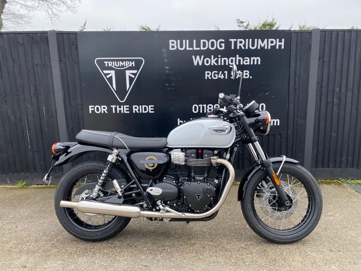 Triumph BONNEVILLE T100