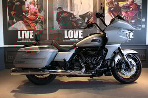 Watch video of Harley-Davidson CVO CVO 1977 FLTR ROAD GLIDE in Watford