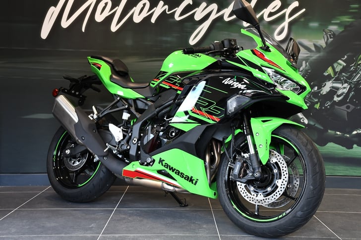 Kawasaki NINJA ZX-4RR