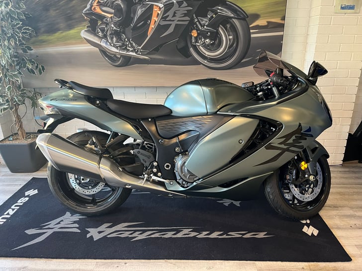 Suzuki GSX1300R HAYABUSA