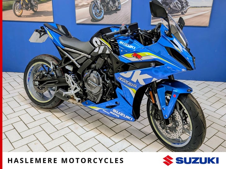 Suzuki GSX-8R 800