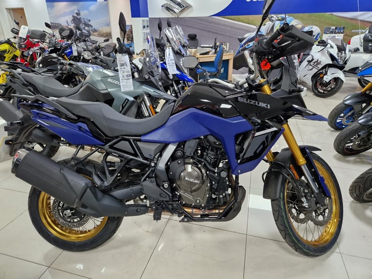 Suzuki V-STROM 800DE