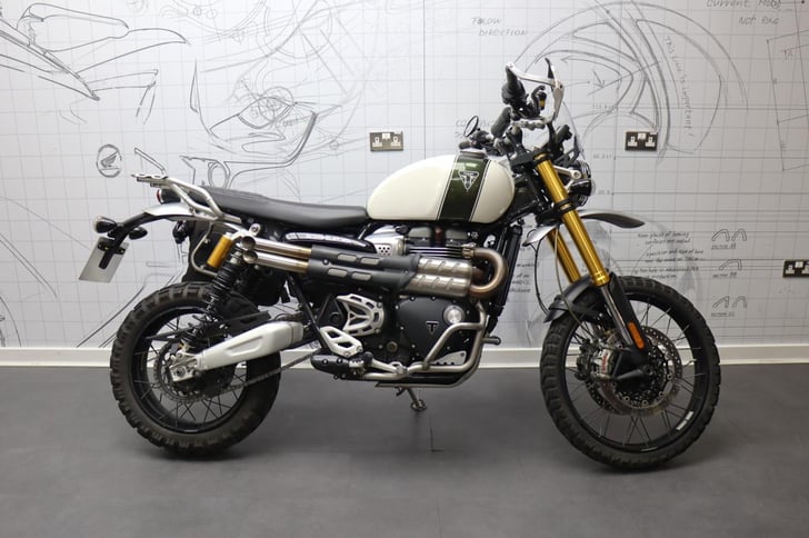 TRIUMPH SCRAMBLER 1200 XE