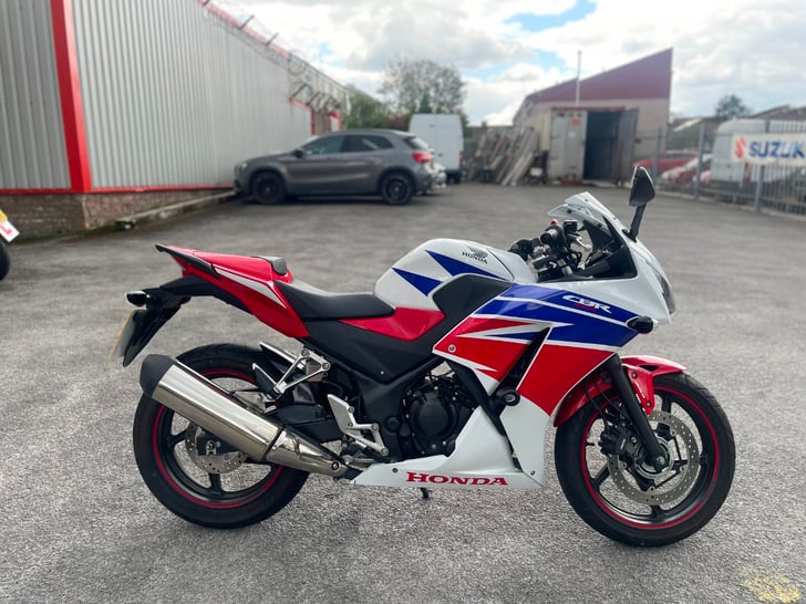 Honda CBR300R