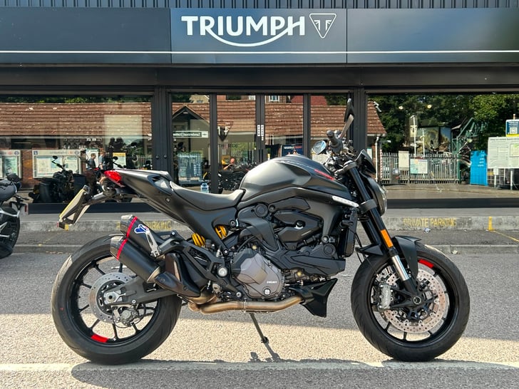 Ducati MONSTER 937 PLUS
