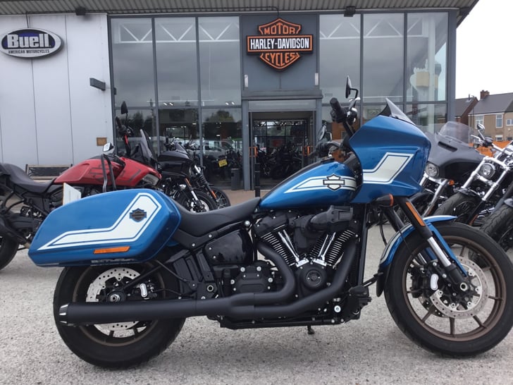 HARLEY-DAVIDSON LOW RIDER ST FAST JOHNNIE