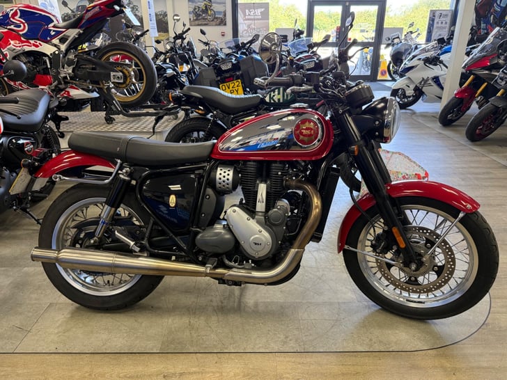 Bsa GOLD STAR 650