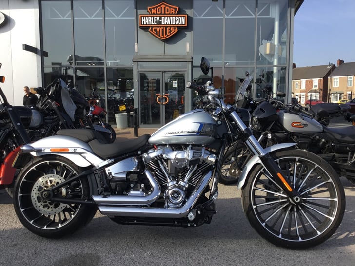 Harley-Davidson SOFTAIL BREAKOUT 117
