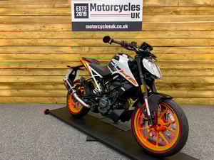 Used KTM 125 DUKE ABS 125 DUKE ABS for sale in Swindon | Image 2
