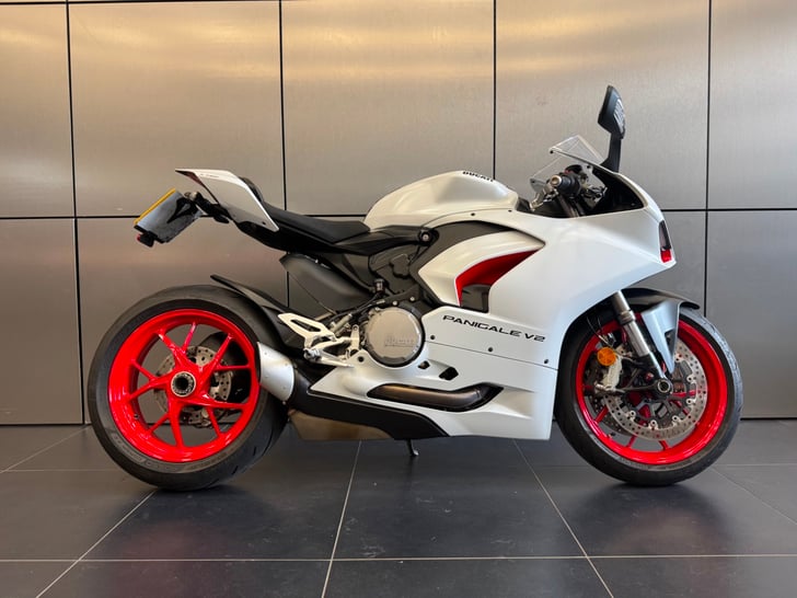 Ducati PANIGALE V2