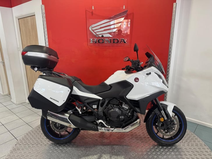 Honda NT1100