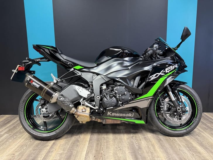 Kawasaki NINJA ZX-6R PERFORMANCE