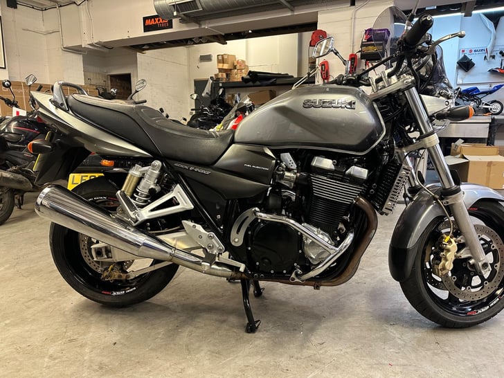 Suzuki GSX1400