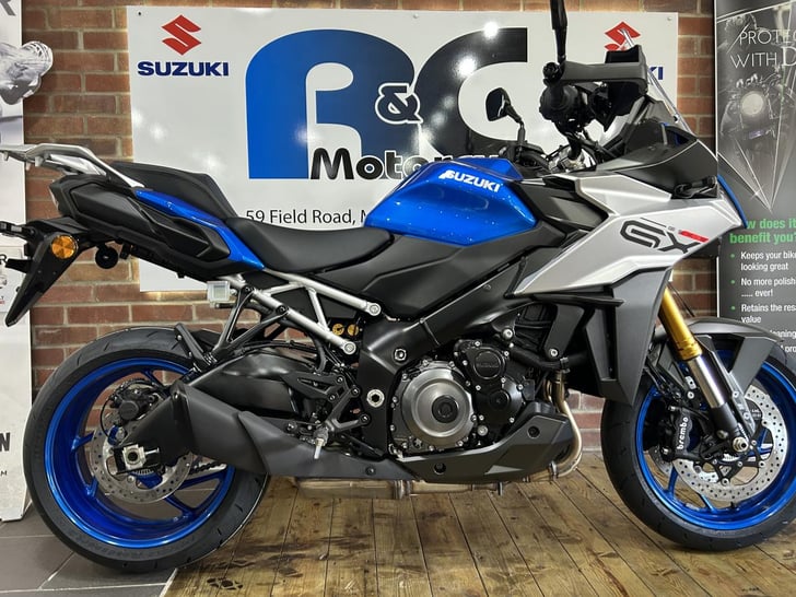 Suzuki GSX-S1000XRREM5 