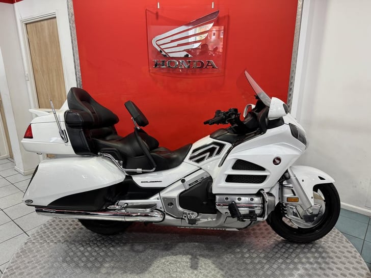 Honda GL1800 GOLD WING