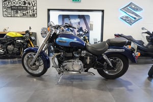 Triumph AMERICA