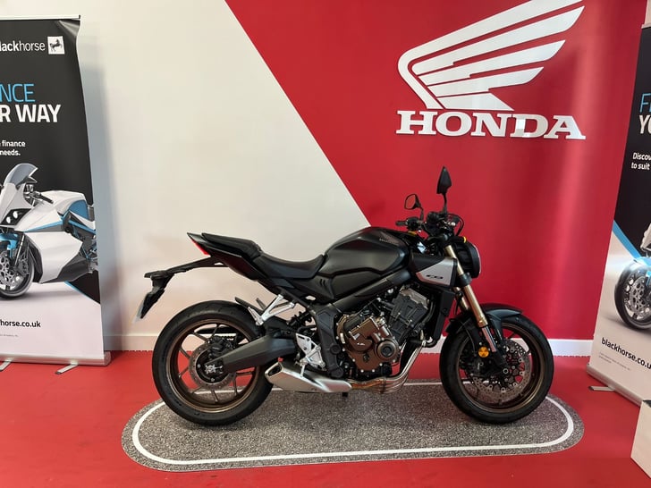 Honda CB650R E-Clutch