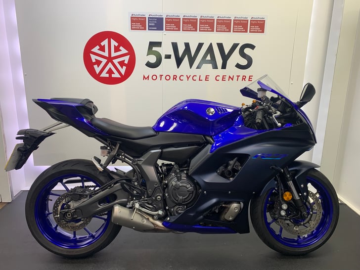 Yamaha YZF-R7