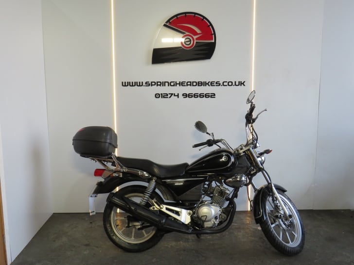 Yamaha YBR125 CUSTOM