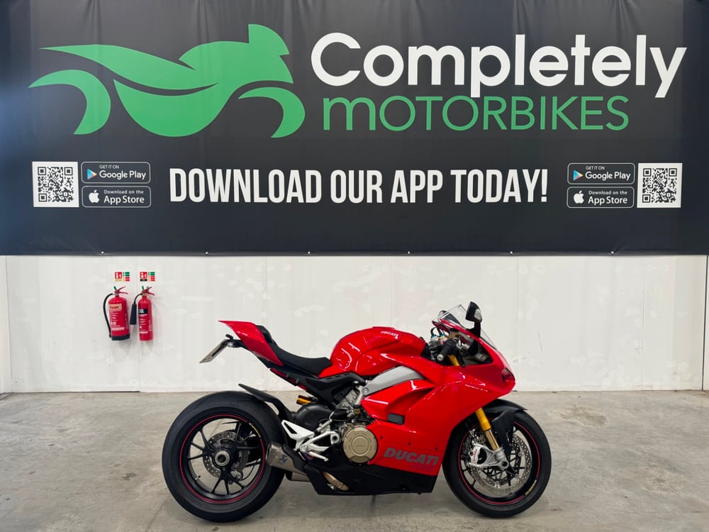 Used Ducati PANIGALE V4 S PANIGALE V4 S for sale in Hinckley