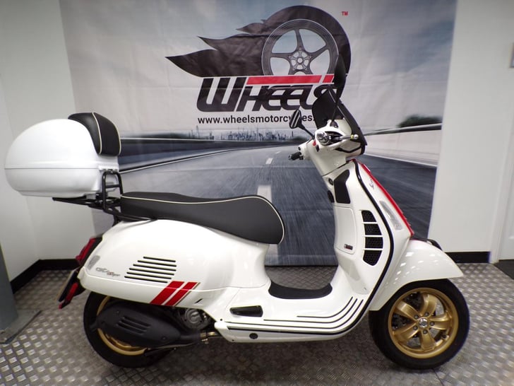 Vespa GTS 300 HPE