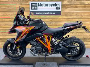 Used KTM 1290 SUPERDUKE GT 1290 SUPER DUKE GT for sale in Swindon | Image 2