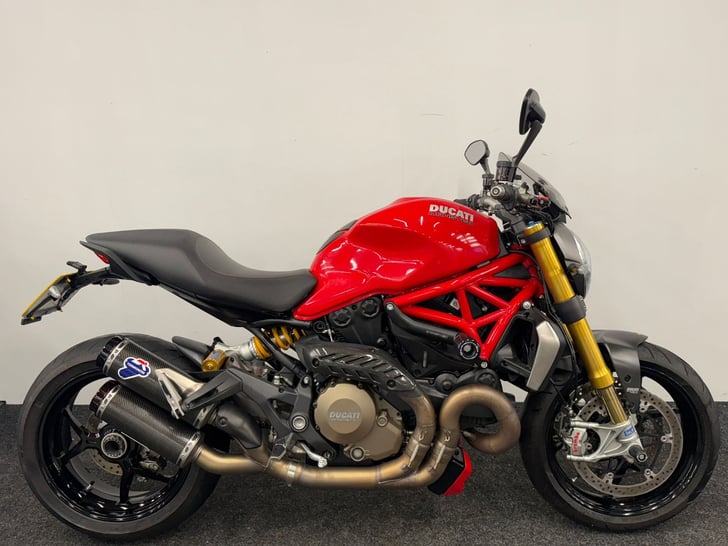 Ducati MONSTER 1200 S