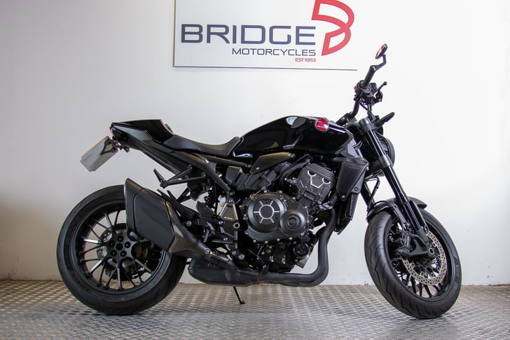 Honda CB1000R BLACK EDITION