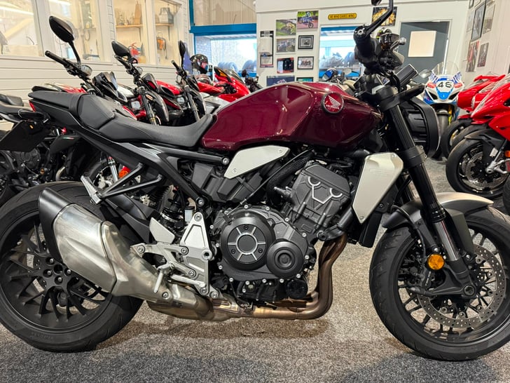 Honda CB1000R