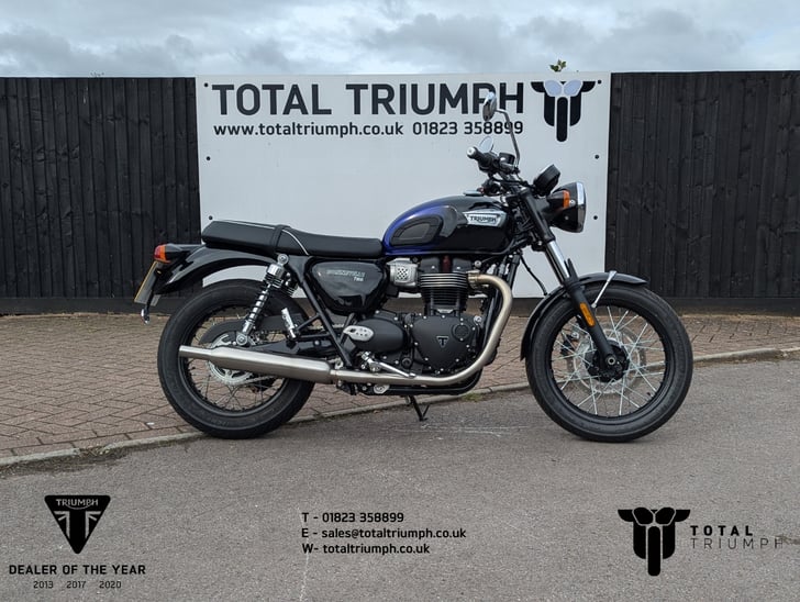 TRIUMPH BONNEVILLE T100 STEALTH EDITION