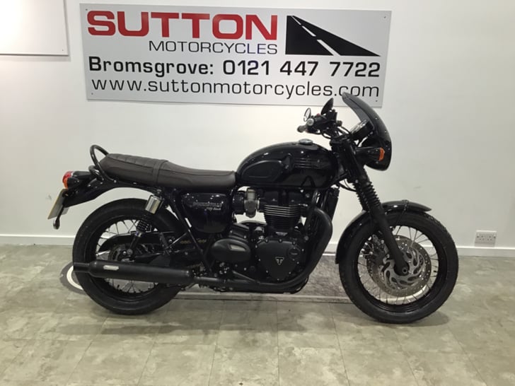 Triumph BONNEVILLE T120 BLACK