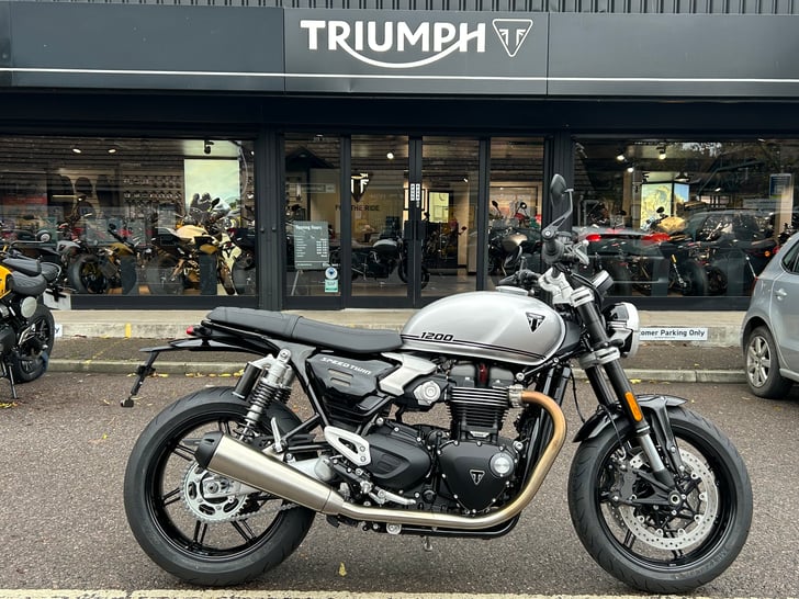 Triumph SPEED TWIN 1200
