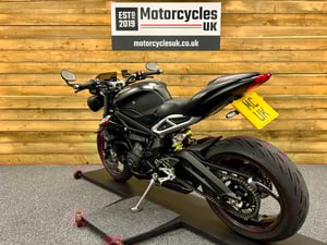 Used Triumph STREET TRIPLE 765 RS STREET TRIPLE 765 RS for sale in Swindon | Image 3