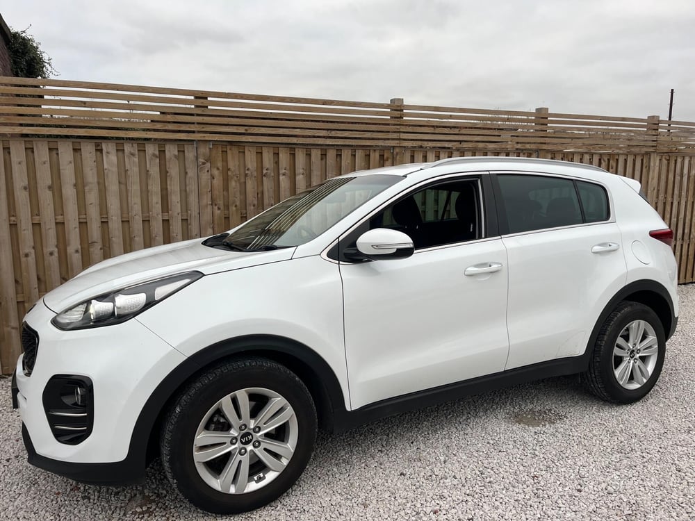 Used Kia SPORTAGE SPORTAGE 1.7 CRDI 2 EURO 6 (S/S) 5DR for sale in Chesterfield