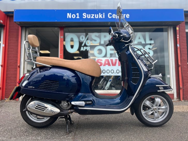 Piaggio VESPA GTS300