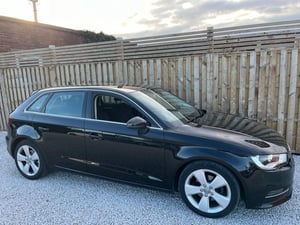 Used Audi A3 A3 2.0 TDI SPORT SPORTBACK S TRONIC EURO 6 (S/S) 5DR for sale in Chesterfield | Image 2