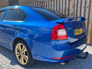 Used Skoda OCTAVIA OCTAVIA 2.0 TDI VRS LIMITED EDITION EURO 4 5DR for sale in Chesterfield | Image 2