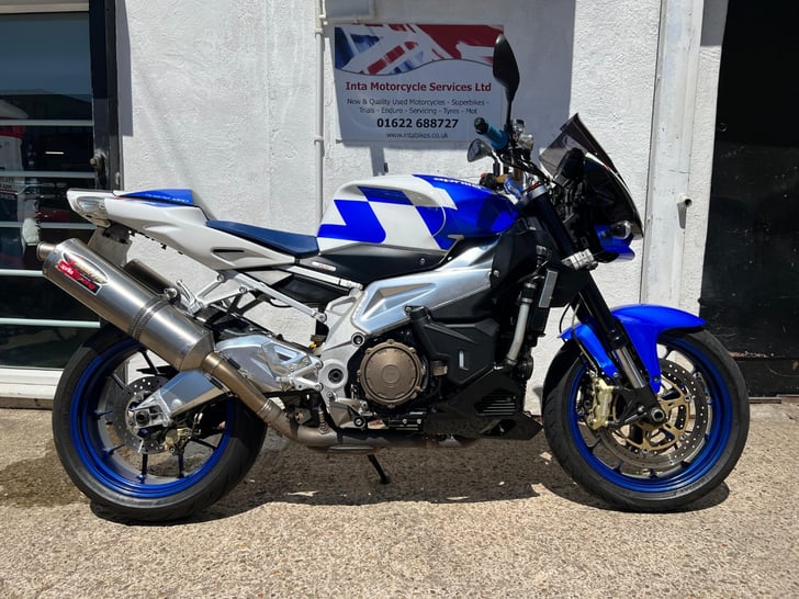 Aprilia TUONO 1000