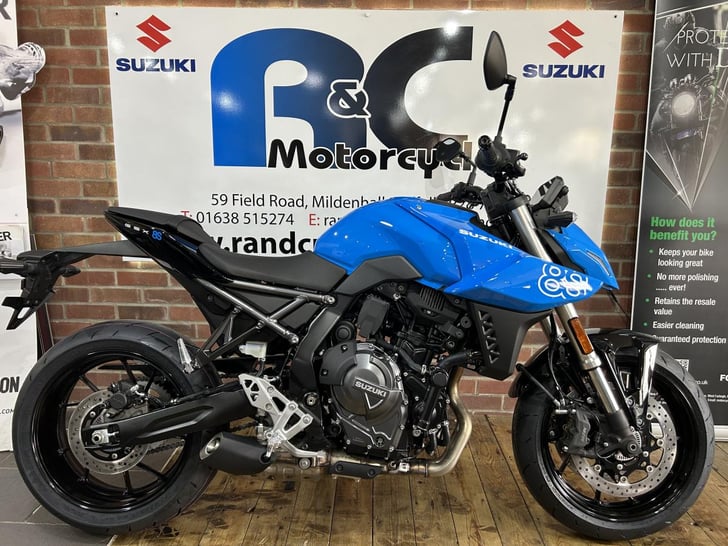 Suzuki GSX-8S