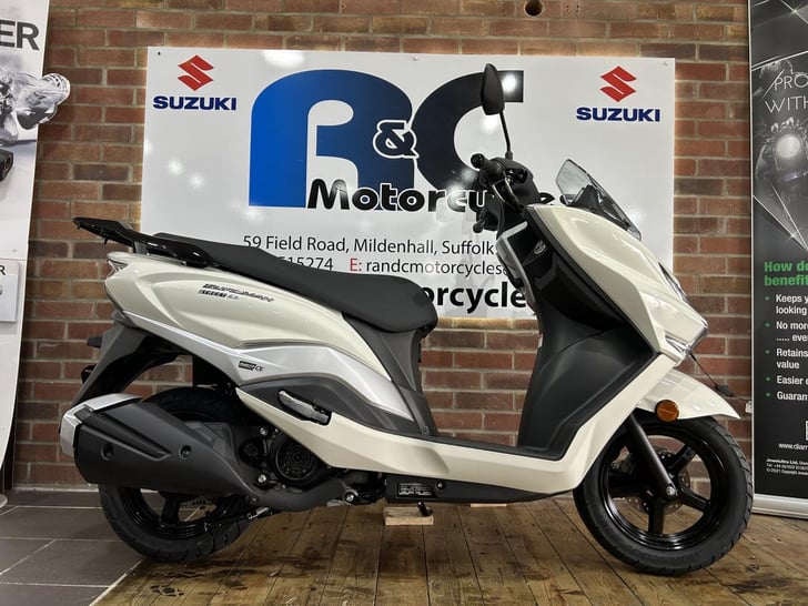 Suzuki BURGMAN 125CC 