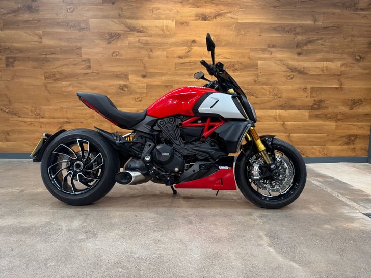 Ducati DIAVEL 1260 S