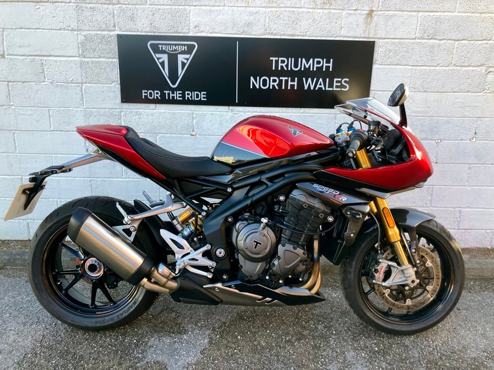 Used deals speed triple