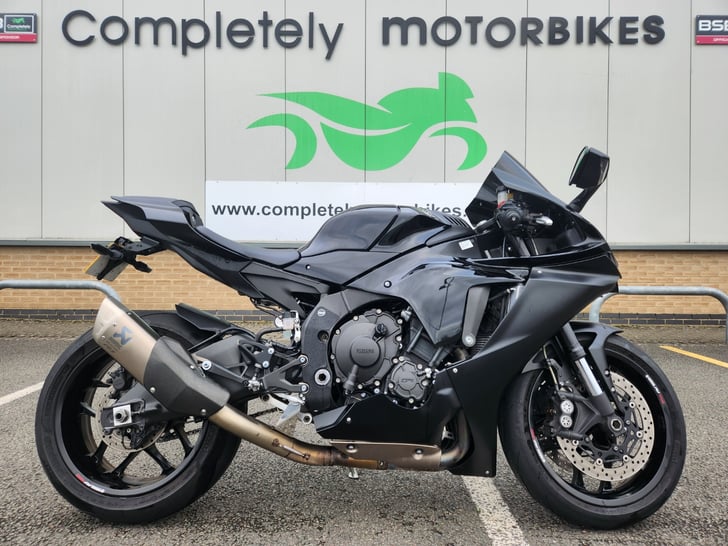 Yamaha YZF-R1