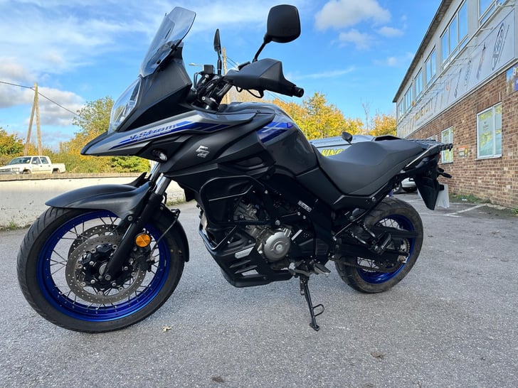 Suzuki V-STROM 650